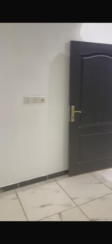 img-1
