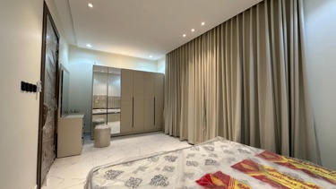 img-1