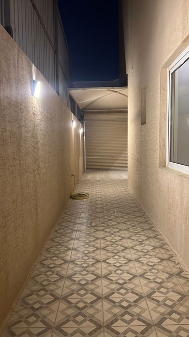 img-0