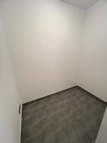 img-1