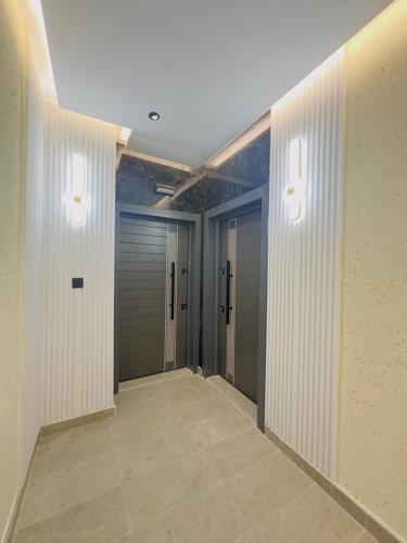 img-1