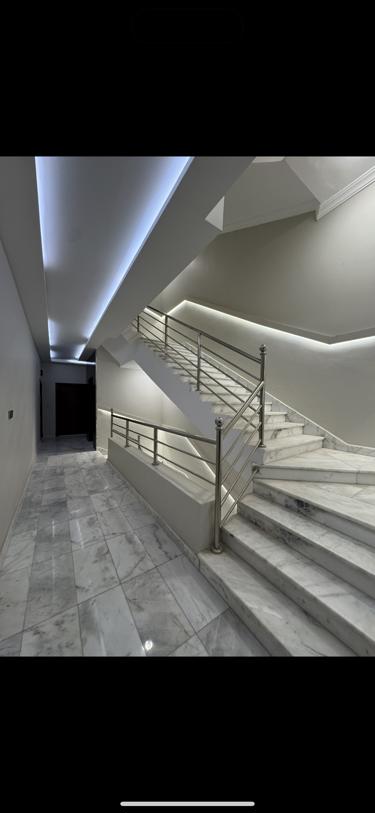 img-1