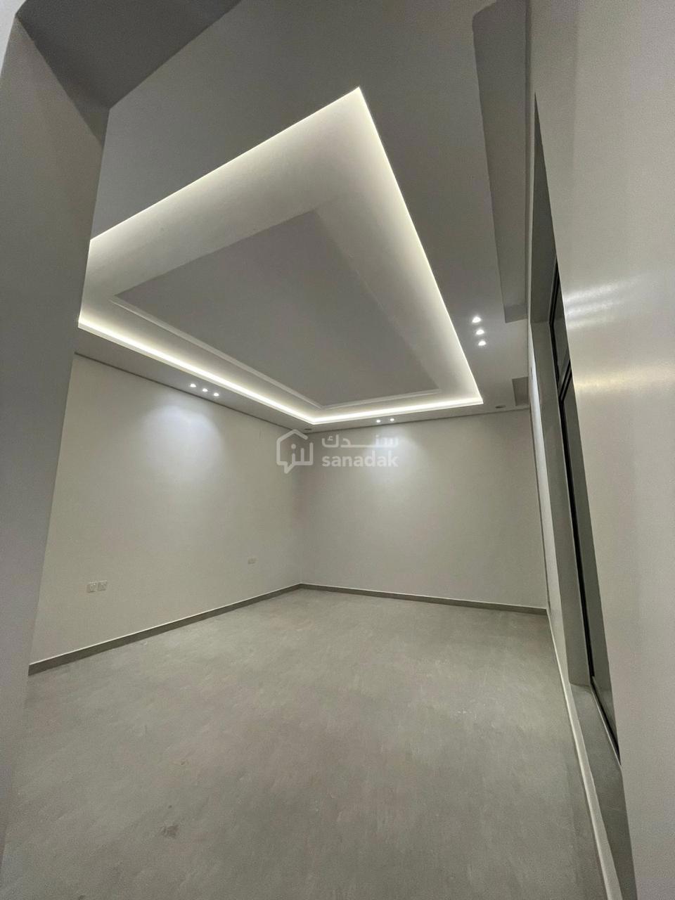 img-0