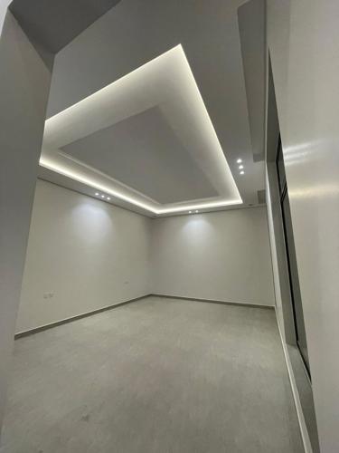 img-0