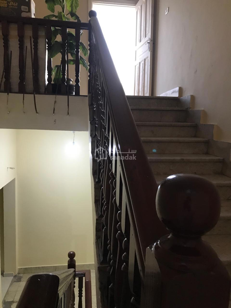 img-1