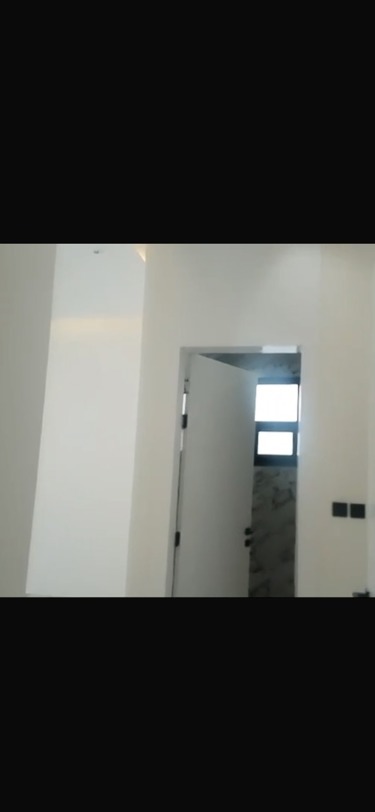 img-1