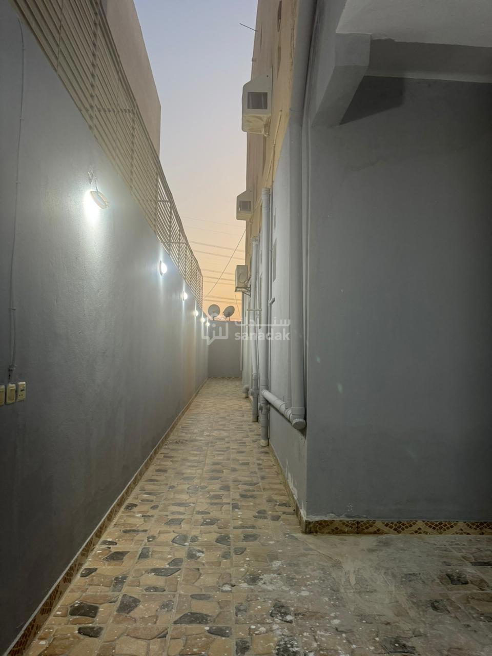 img-3