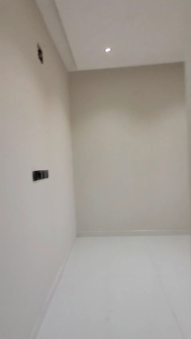 img-1