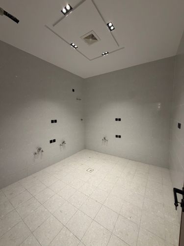 img-1