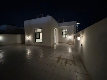 img-0