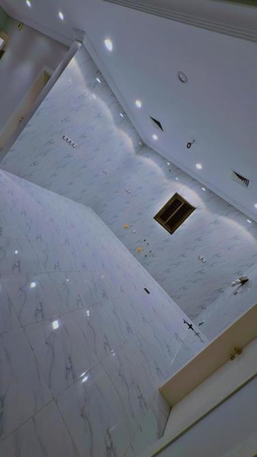 img-1