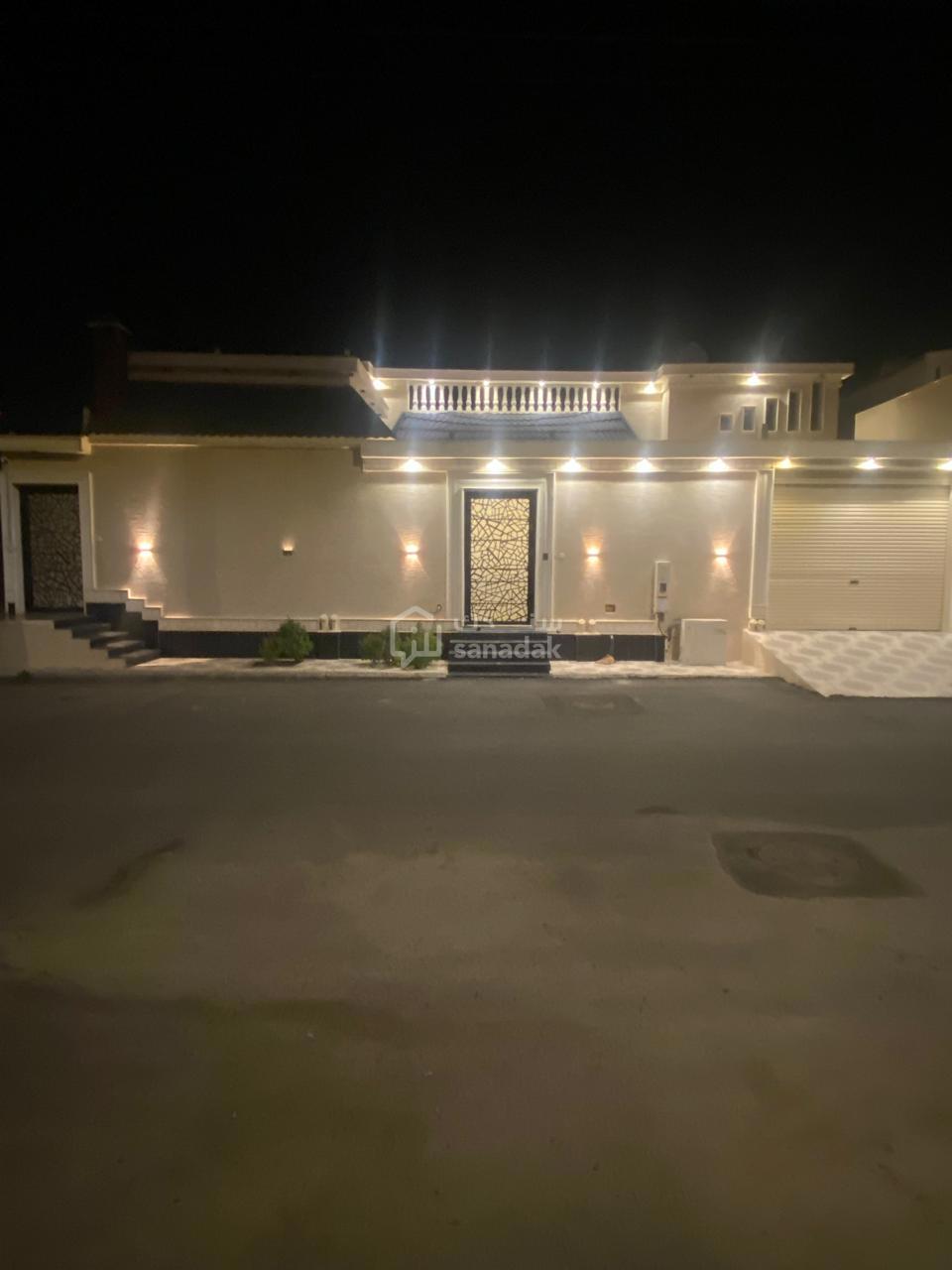 img-0