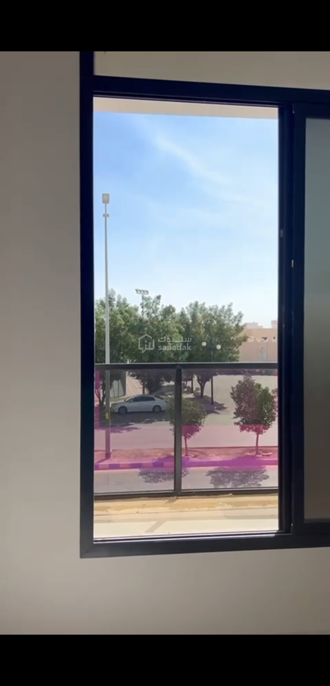 img-1