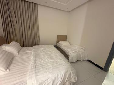 img-4