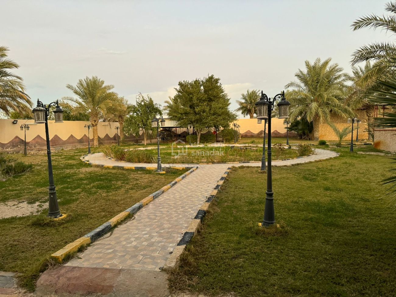 img-2
