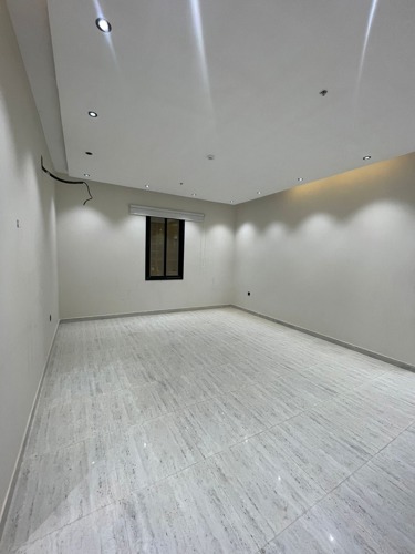 img-0