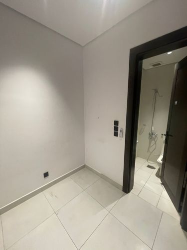 img-1