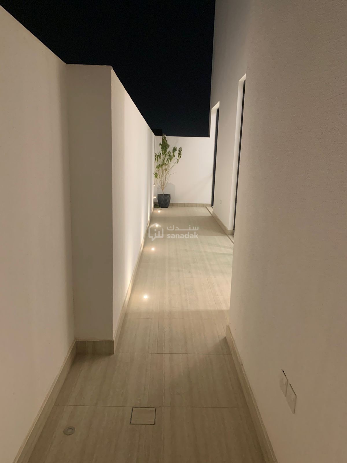 img-0