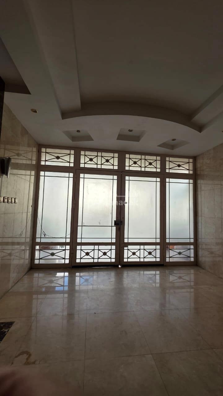 img-0