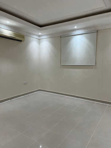 img-0