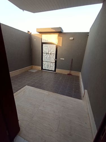 img-1
