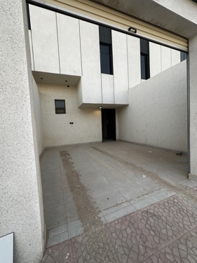 img-3