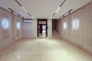 img-0