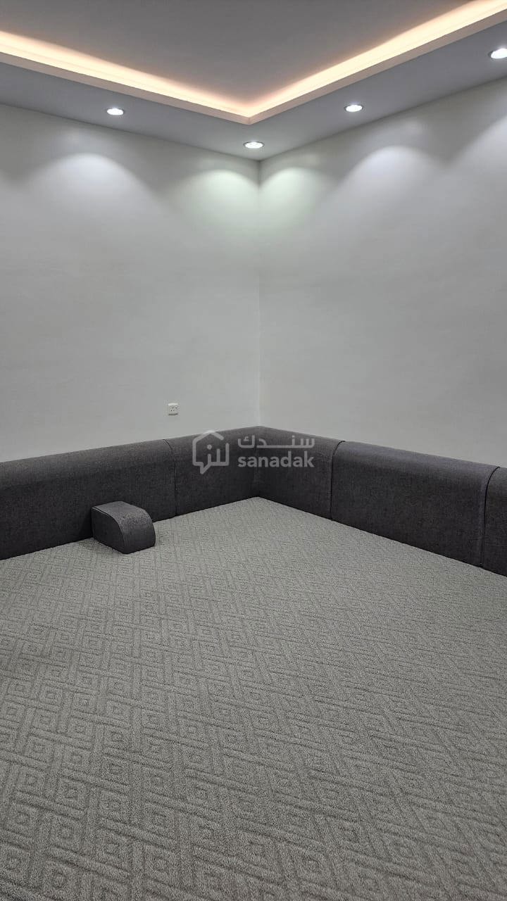 img-1