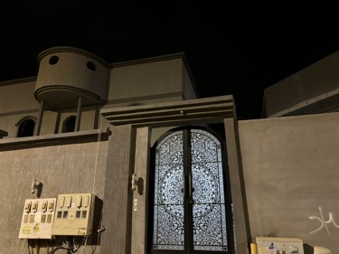 img-0