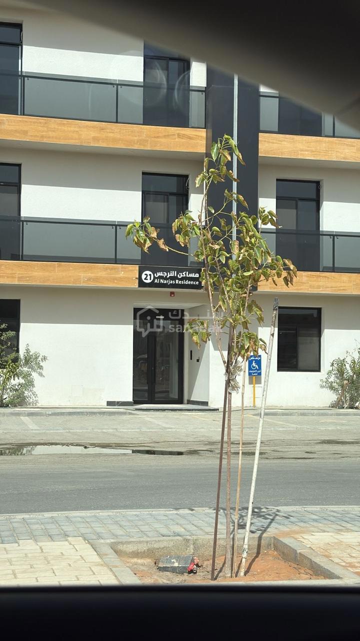 img-0