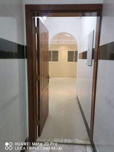 img-0