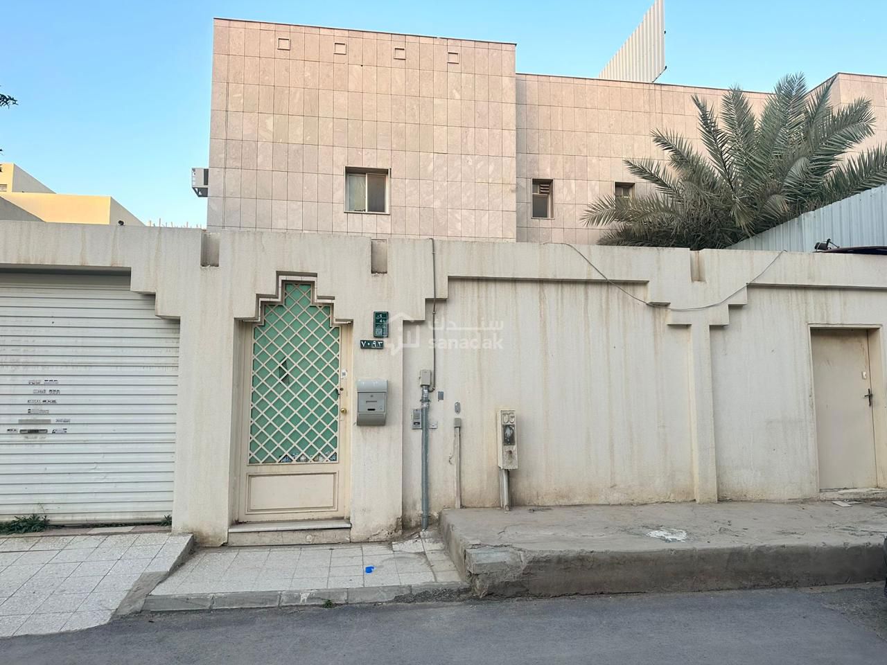 img-1